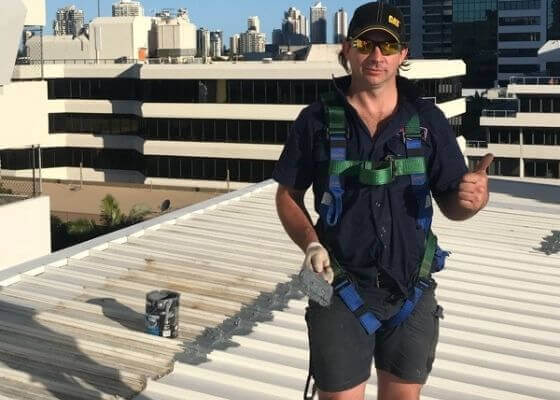 Local roofers in Morningside installing new roof for house